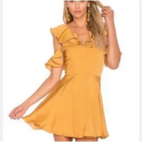 REVOLVE LOVERS + FRIENDS TROPHY DEEP GOLD RUFFLE DRESS SIZE MEDIUM - Picture 3 of 14